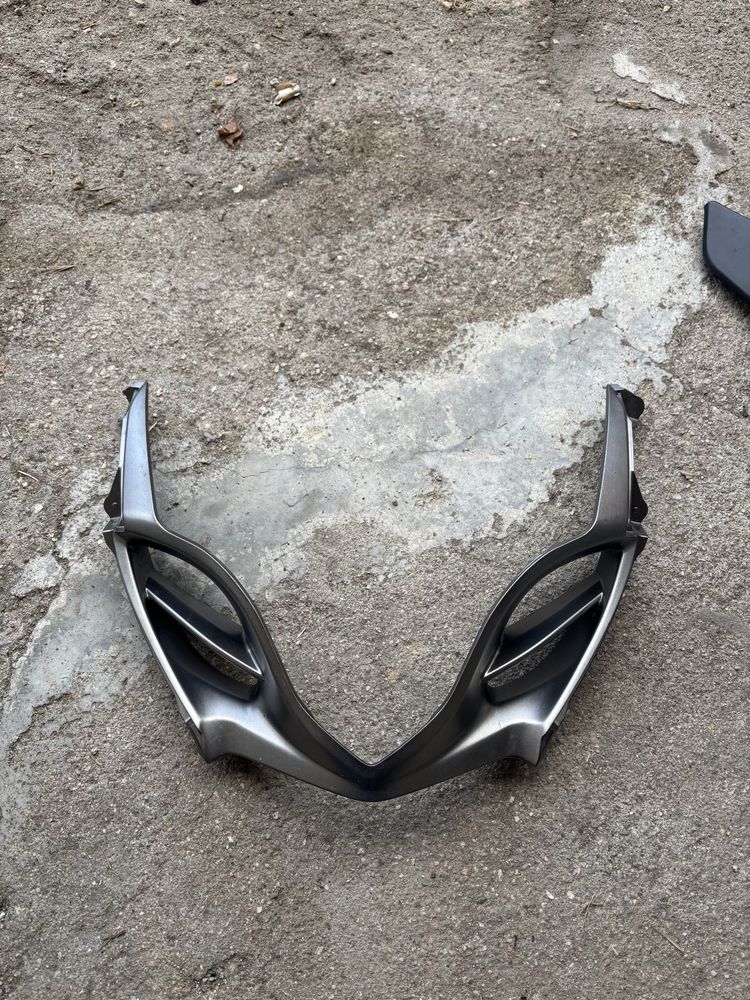 Plasticos e carenagens gsxr 1000 k9, l0
