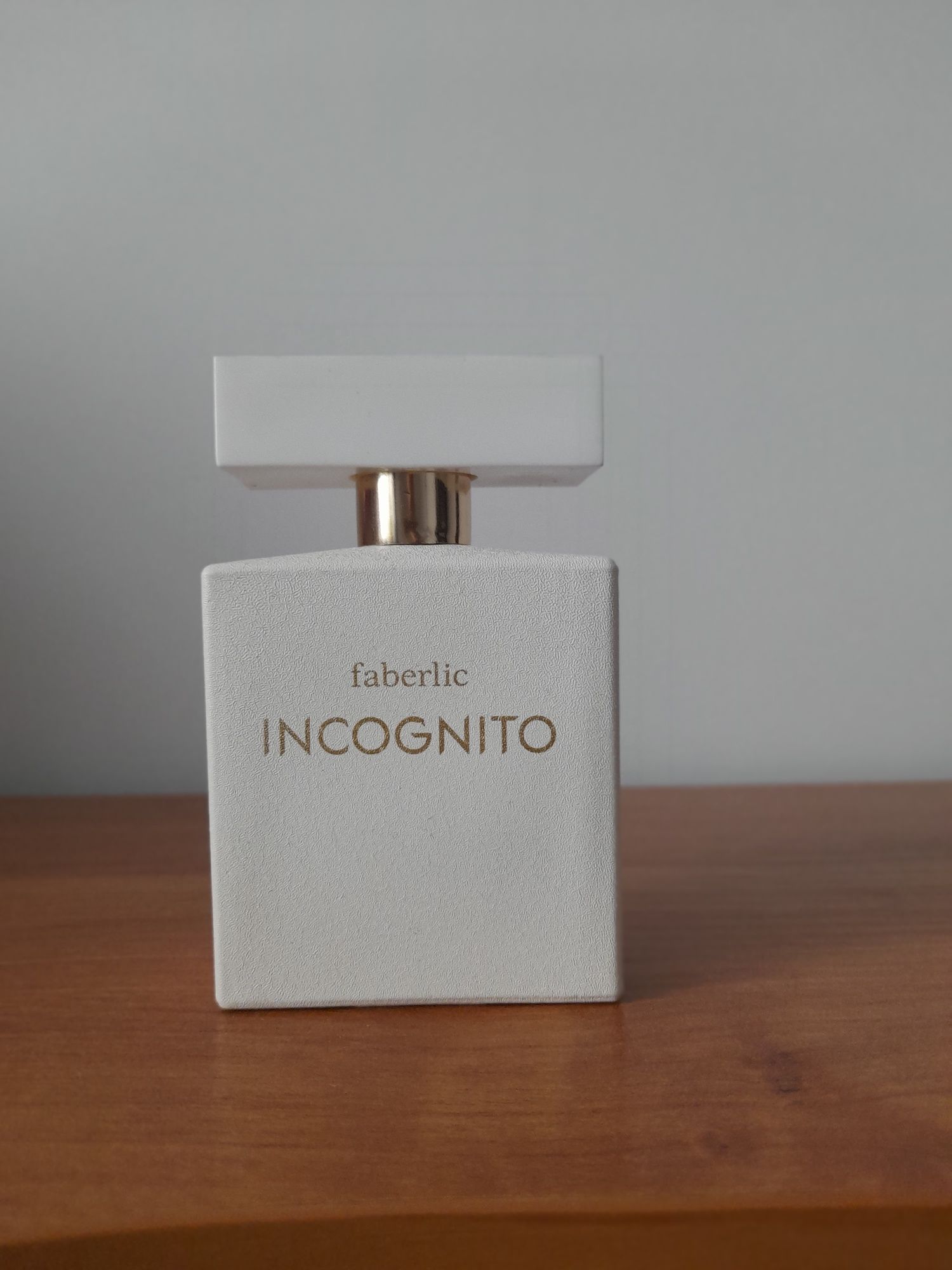 Woda perfumowana Incognito dla kobiet
