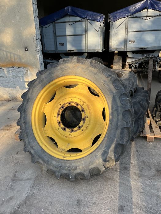 Koła wąskie do międzyrzędzi 300/95R52, 320/85 R36 do John Deere, Fendt