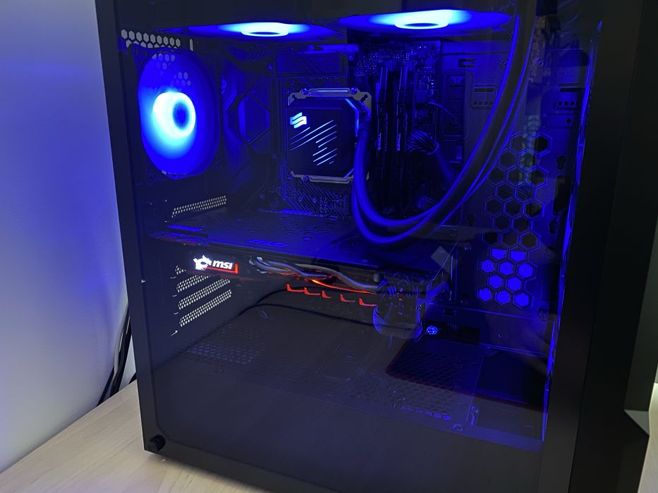 Komputer 5600x, 570x tuf, RAM 32gb 4000mhz 18cl, chłodzenie wodne
