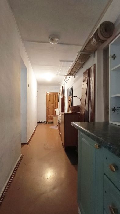 Продам велику кімнату в гарному гуртожитку Хмельницький