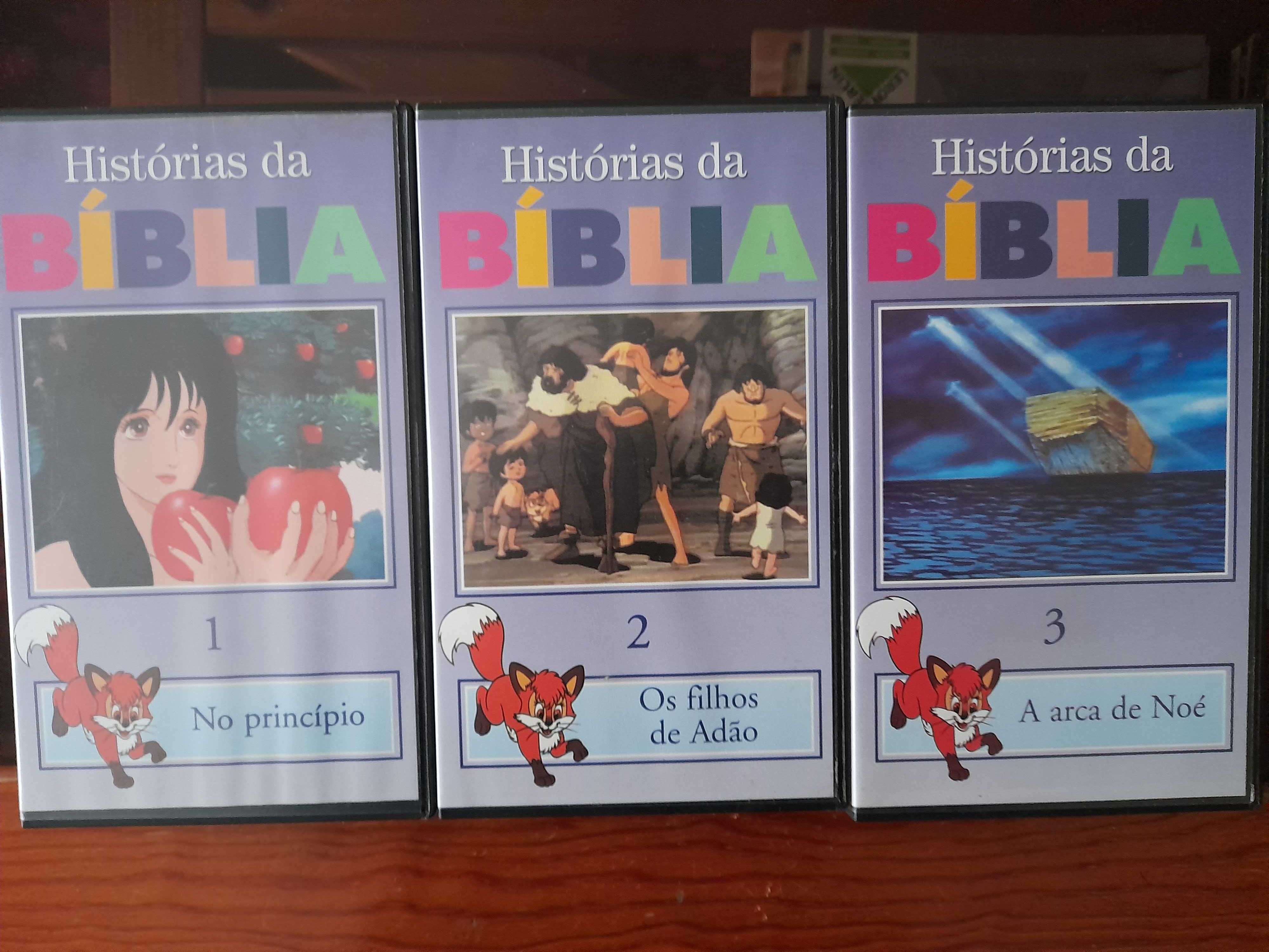 Três Cassetes VHS da Bíblia