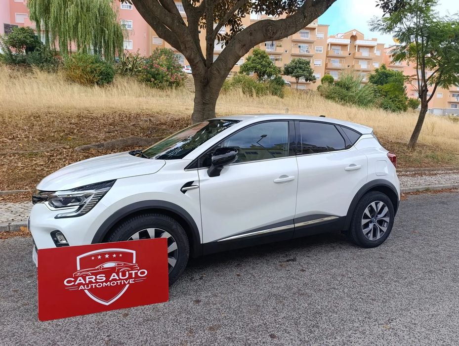 Renault Captur 1.6 E-Tech Plug-In Intens