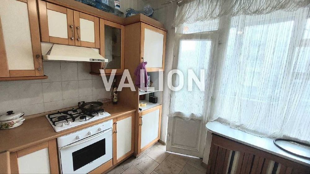 Продаж 2К квартири вул. В. Васильківська 51 м.Олімпійська, Центр