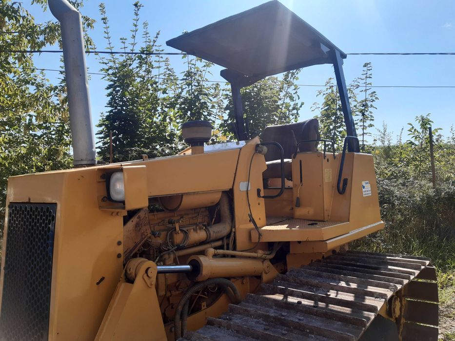 Caterpillar D4 2001