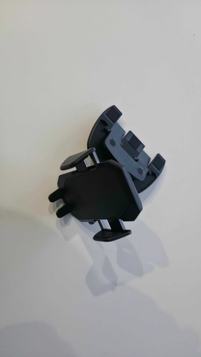 Uchwyt samochodowy na telefon do gniazda CD