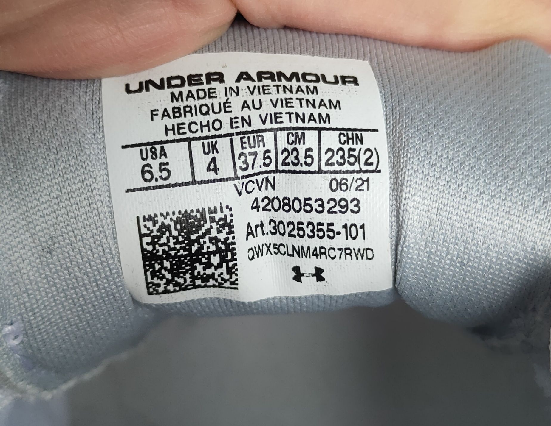 Under Armour Hovr Flux MVMNT r. 37,5. 23,5 cm Nowe