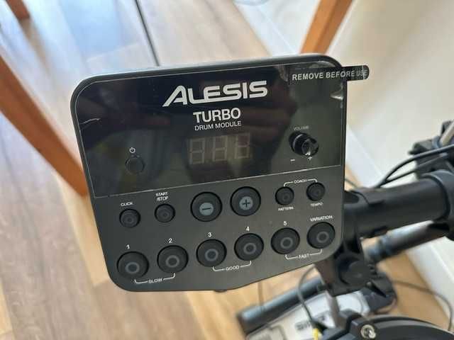 Bateria Eletrónica Alesis Turbo Mesh Kit - Praticamente Nova