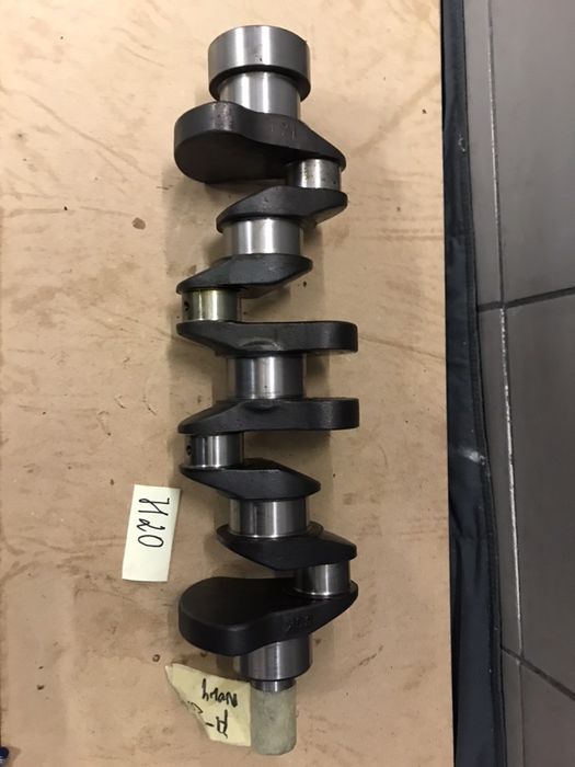 Wał korbowy do wózka widłowego Nissan H20