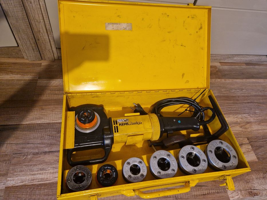 Gwintownica elektryczna do rur / REMS Amigo