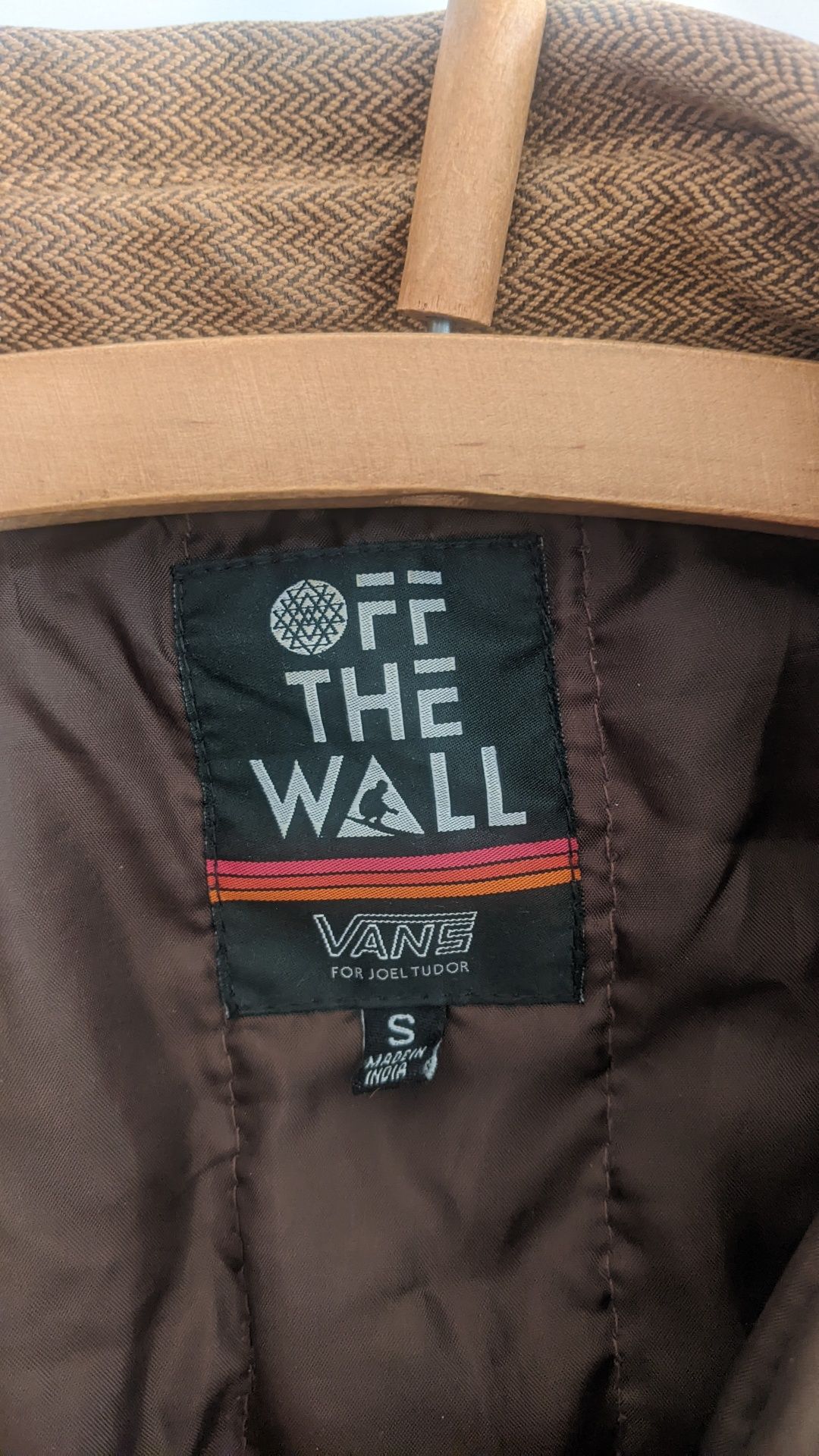 Куртка Vans на осінь