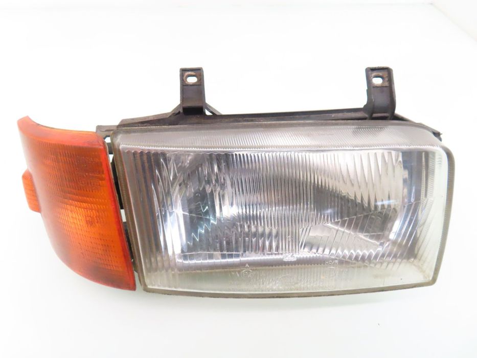 LAMPA PRAWA PRZEDNIA VW TRANSPORTER T4 701941010B 1EJ00605104