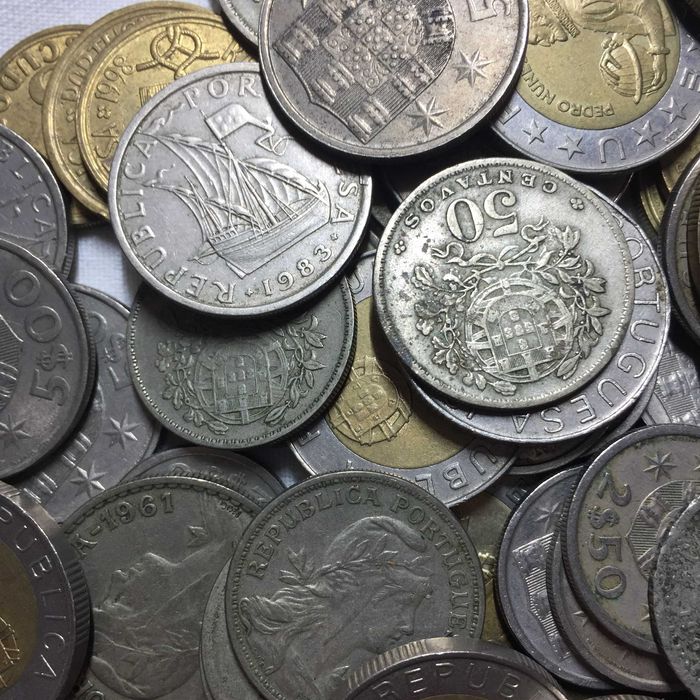 Lote 113 moedas de PORTUGAL