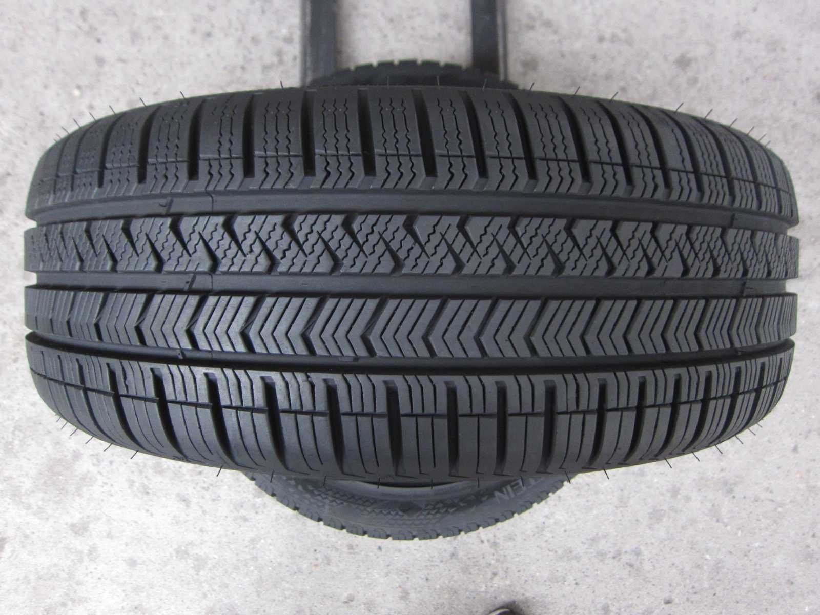 2x Vredestein Quatrac 5  195/45r16  7mm