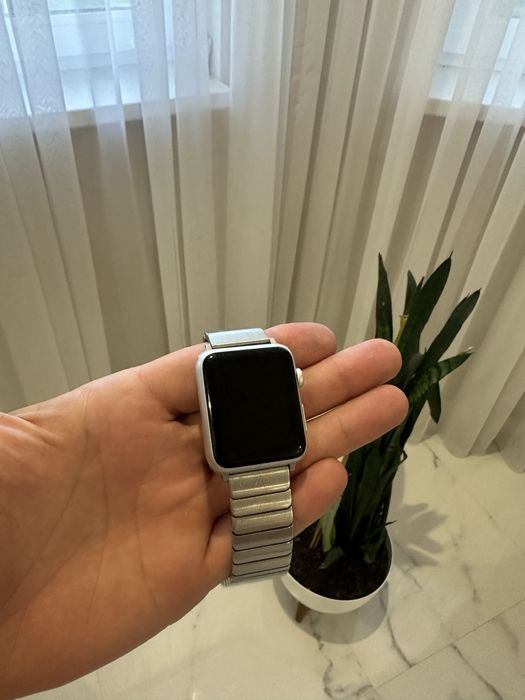 Apple Watch 7000