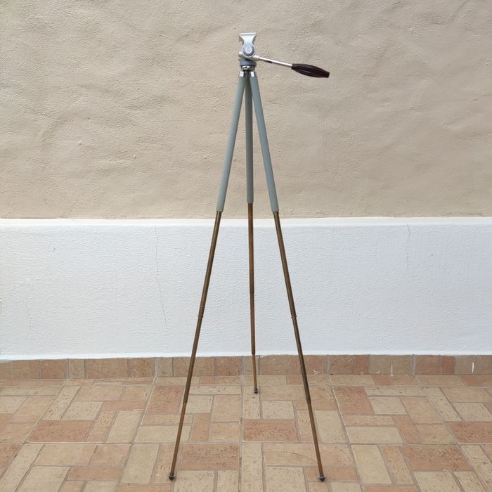 Tripé antigo e raro "Linhof Technika" - made in Germany - vintage