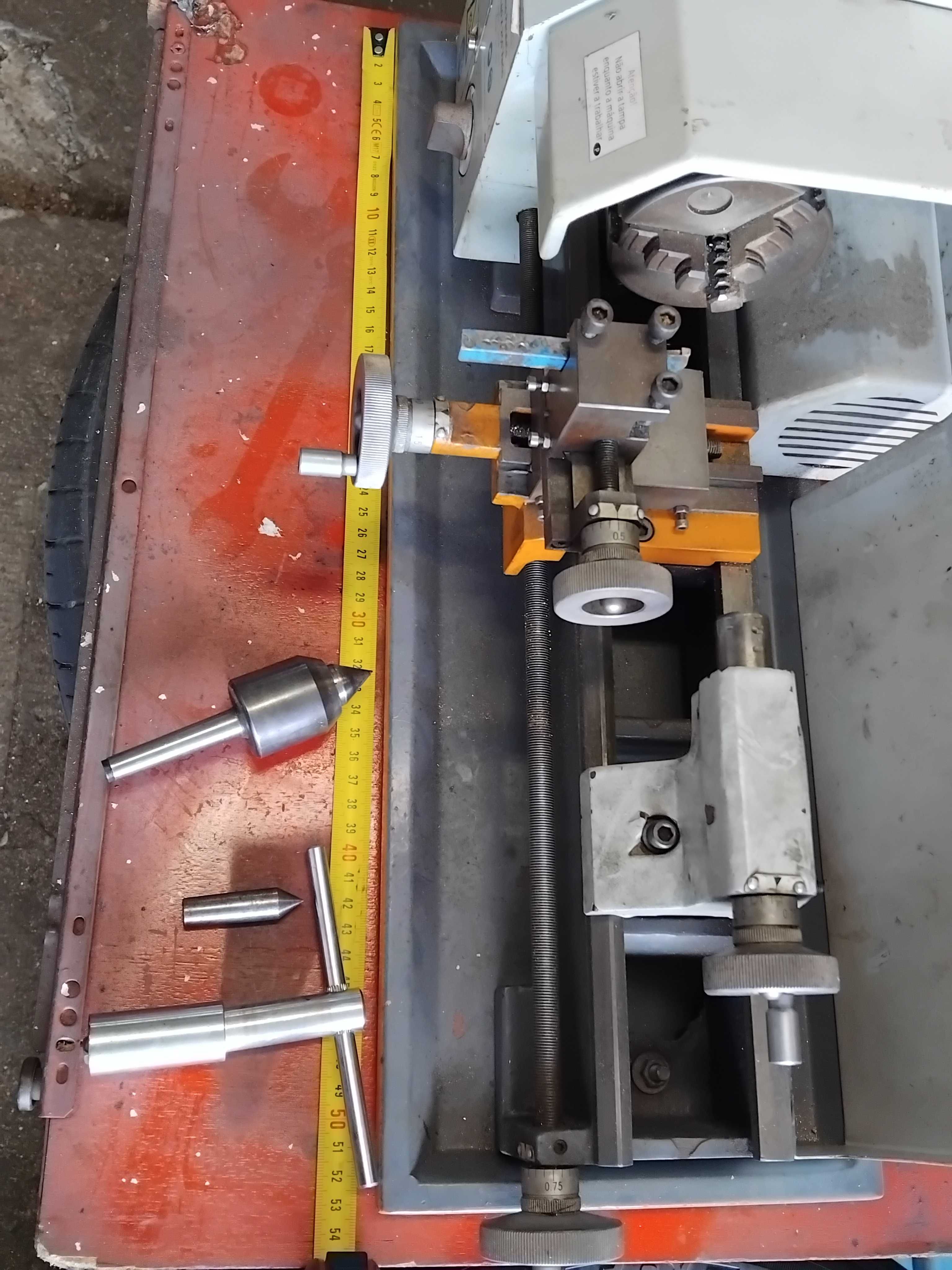 Mini torno mecanico