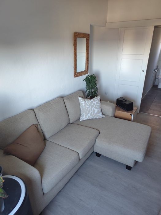 Sofa beige quase novo