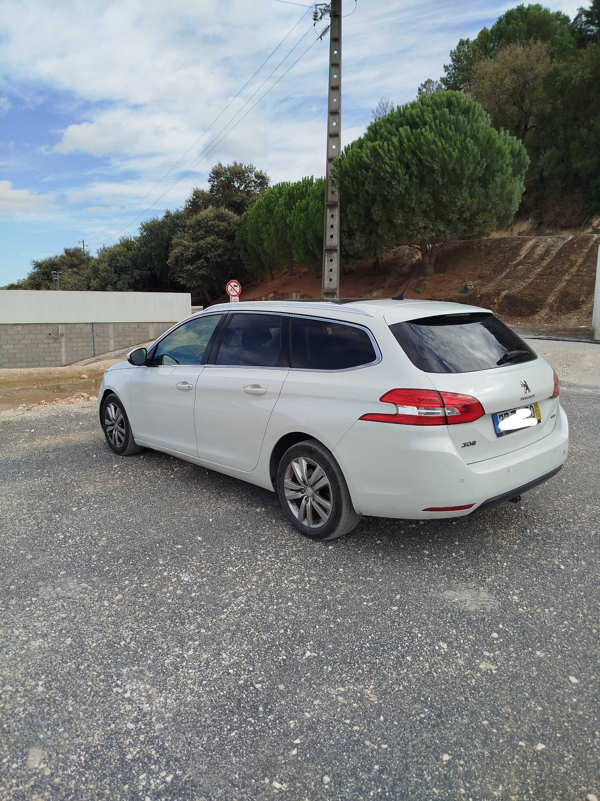 Peugeot 308 SW Blue HDi 1.6