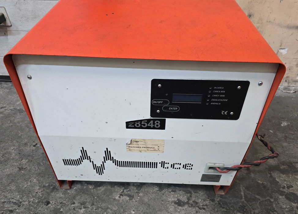 Штабелер самохідний Linde 1.6 тонни, підйом 3,7 метра