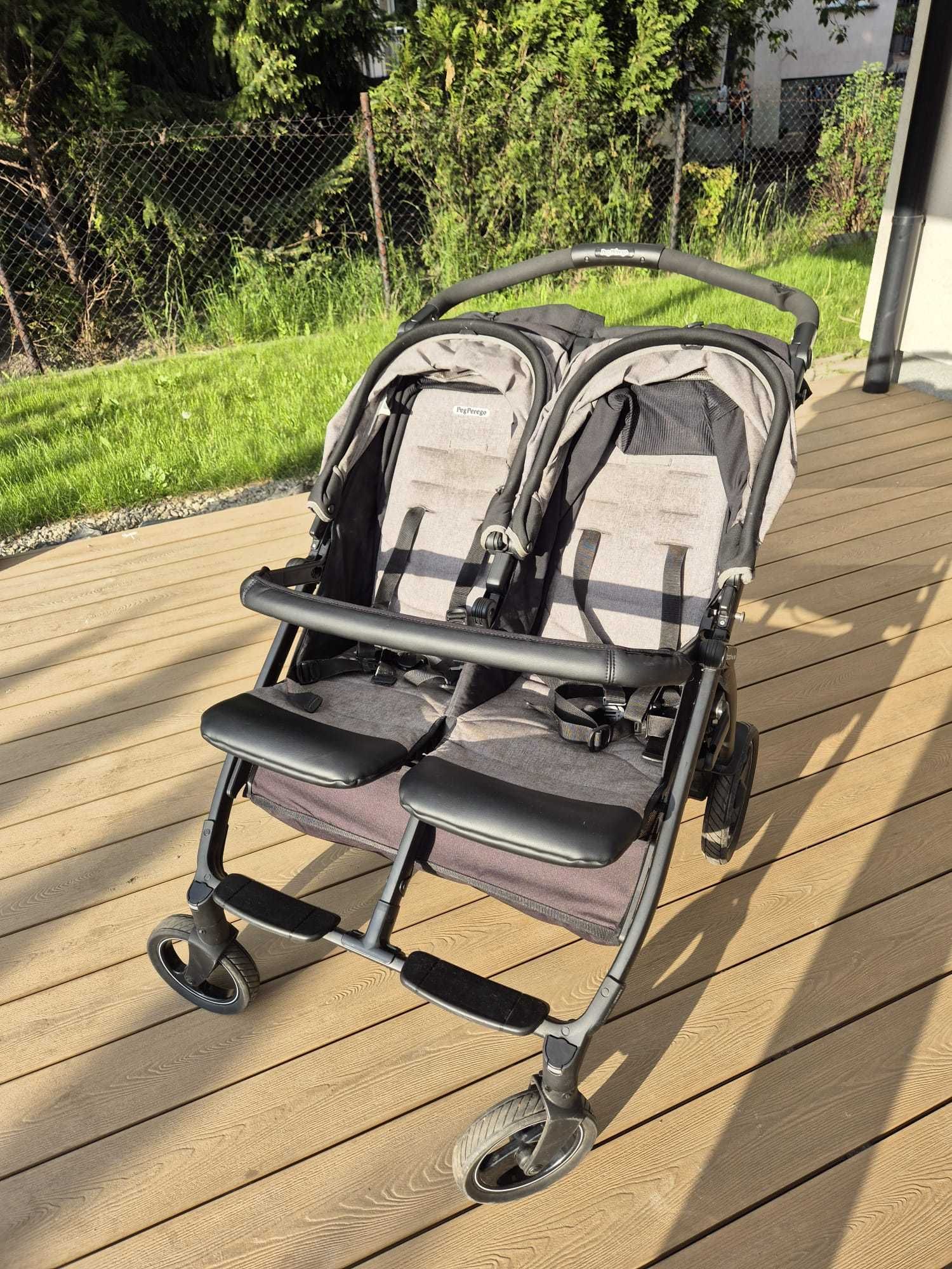 Wózek bliźniaczy Peg Perego Book for Two, rok po roku