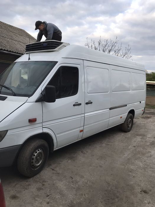 Оренда вантажно авто (буса) рефрежиратор з водієм.ВАНТАЖНІ ПЕРЕВЕЗЕННЯ