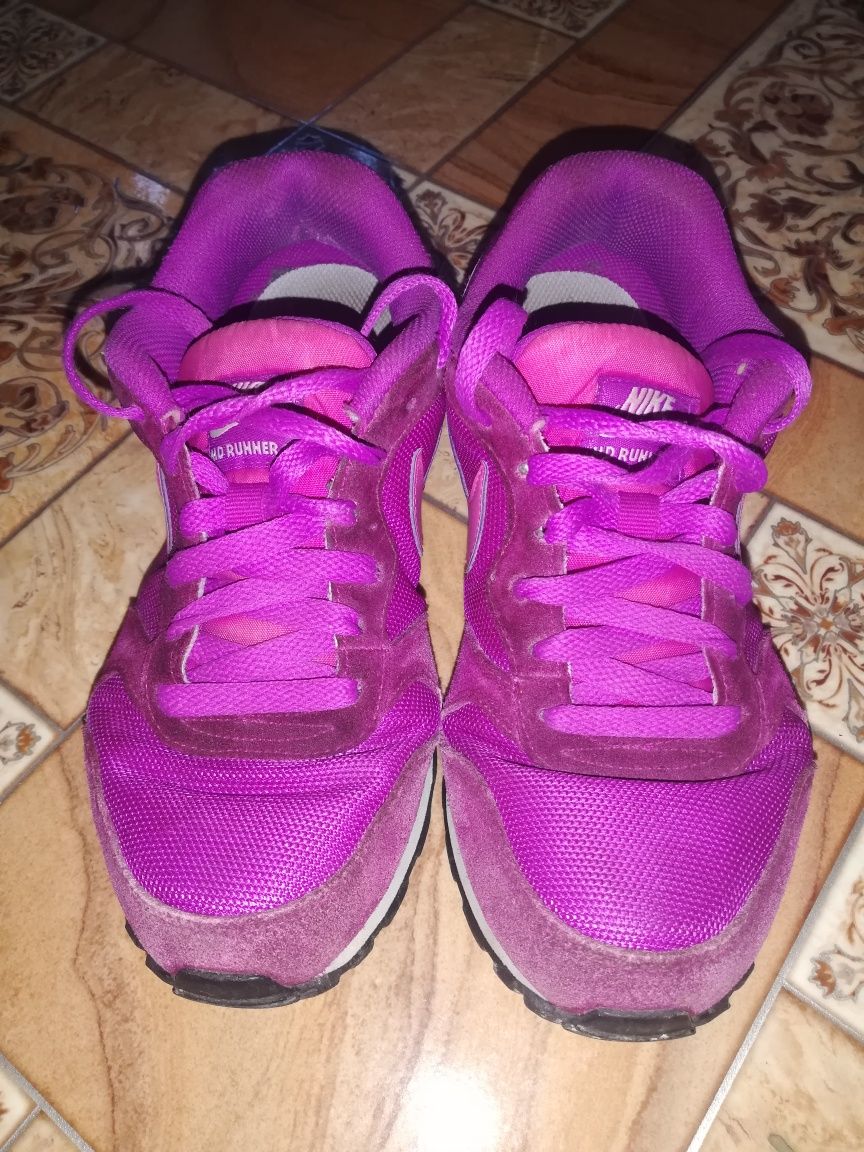Buty Nike MD Runner 2 37,5