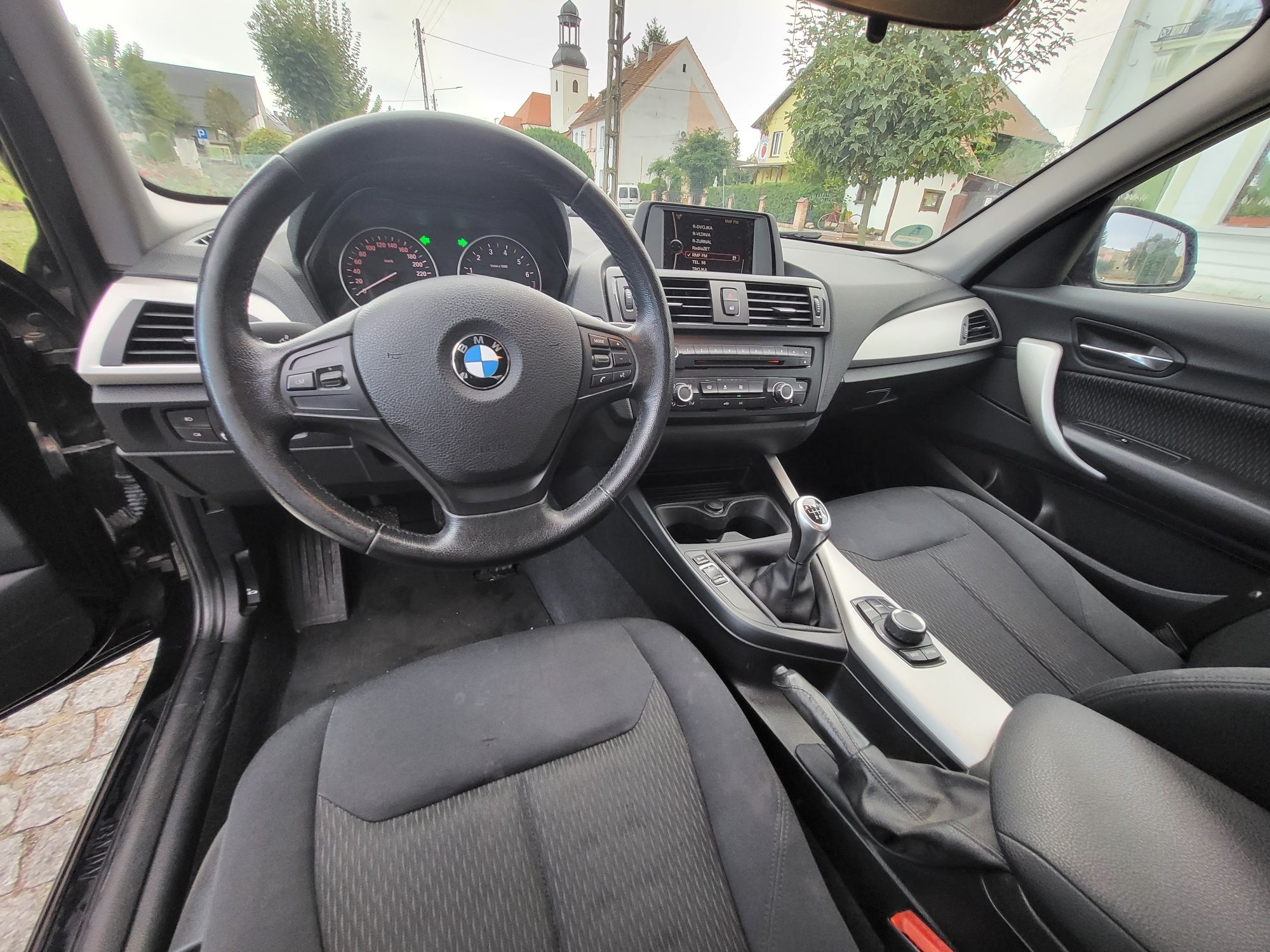 Bmw 116 niski oryg przebieg. 100% sprawna, opłacona.