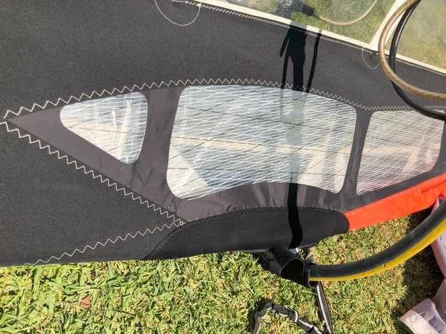Vela de windsurf slalom race 8.4