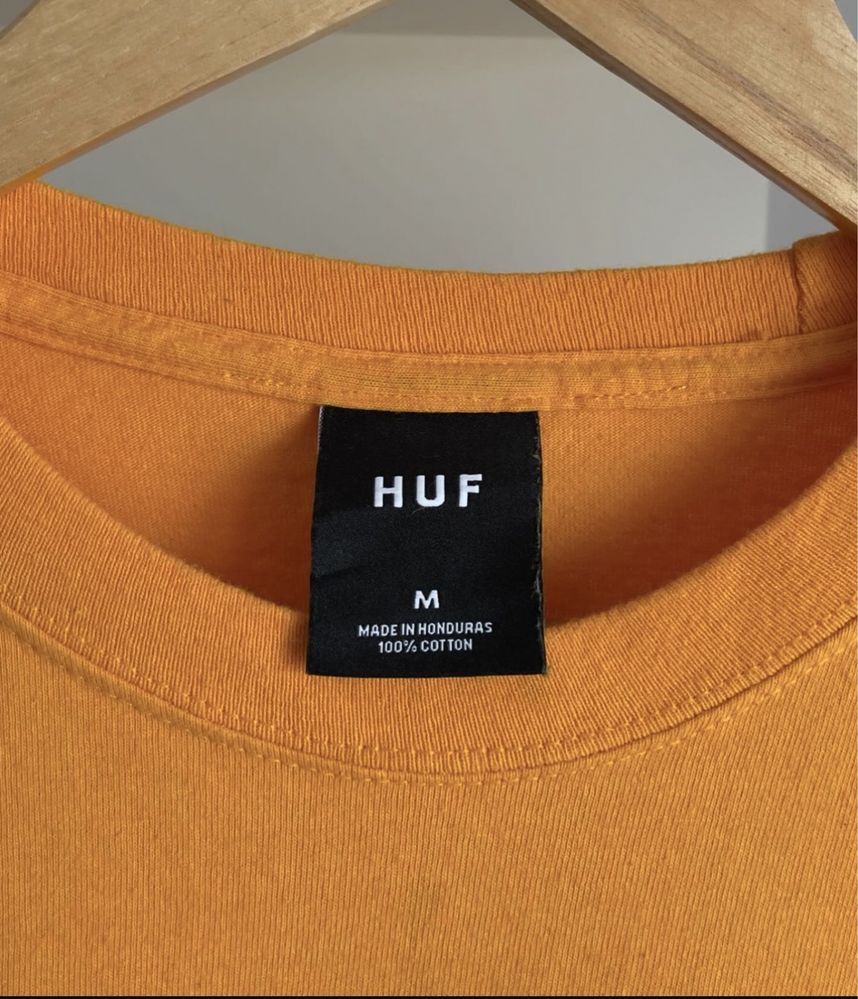 HUF Essentials Triple Triangle Long Sleeve
