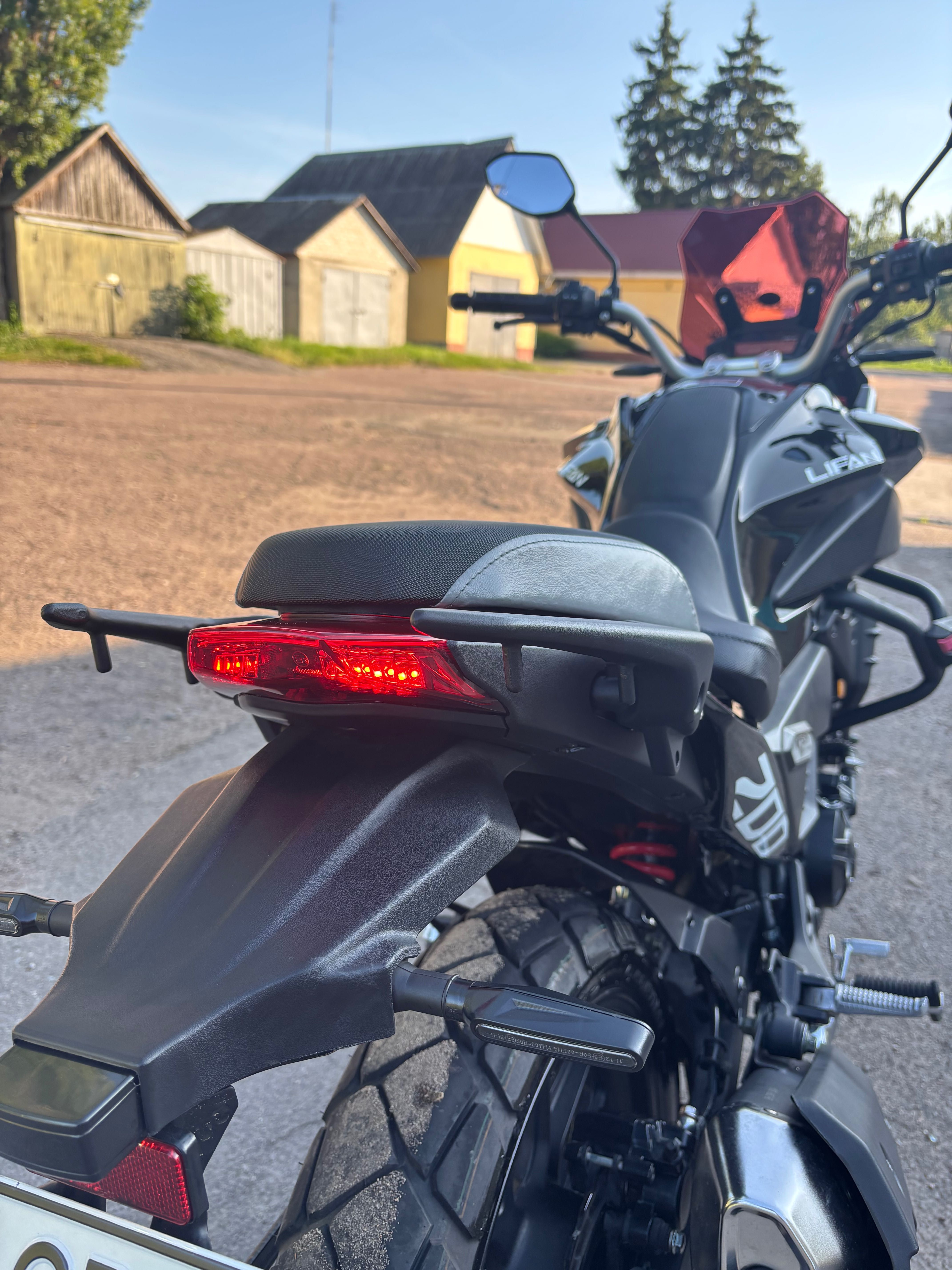 Продам Lifan kpt 200