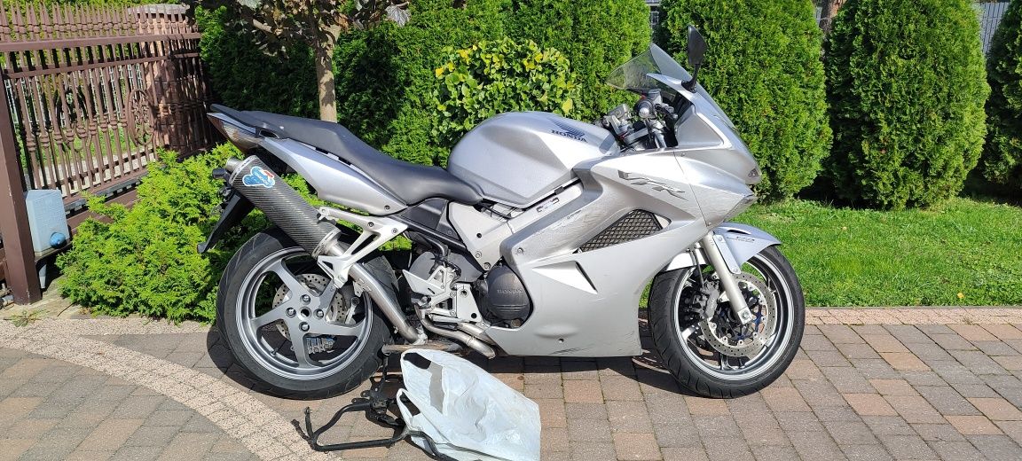 Honda vfr 800 transport Raty