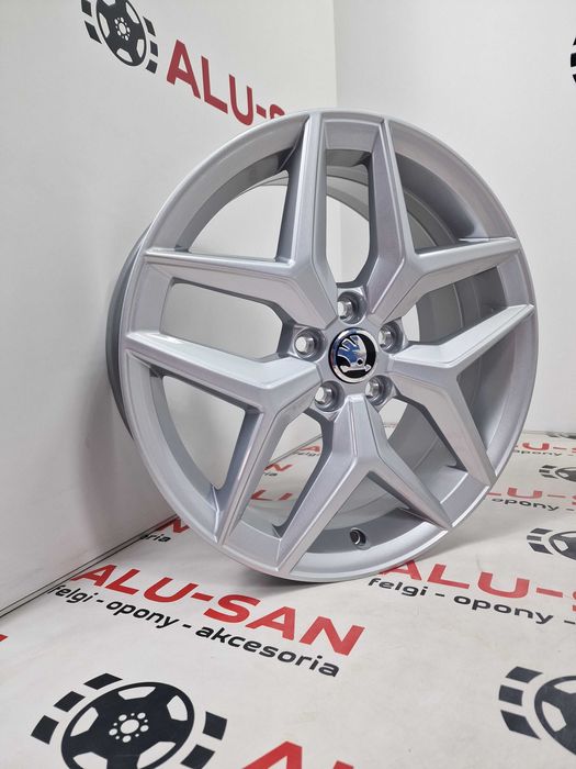 NOWE alufelgi SKODA 17" 5x100 Nowa Fabia (PJ) Srebrny