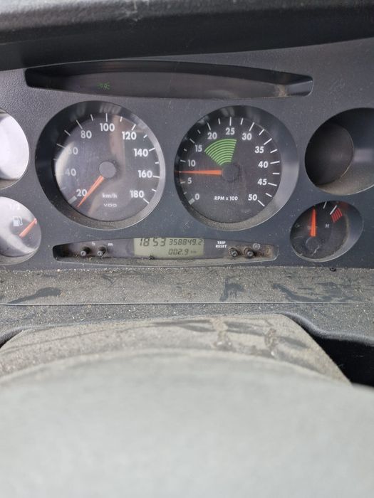 IVECO 35C12 samochód ciężarowy