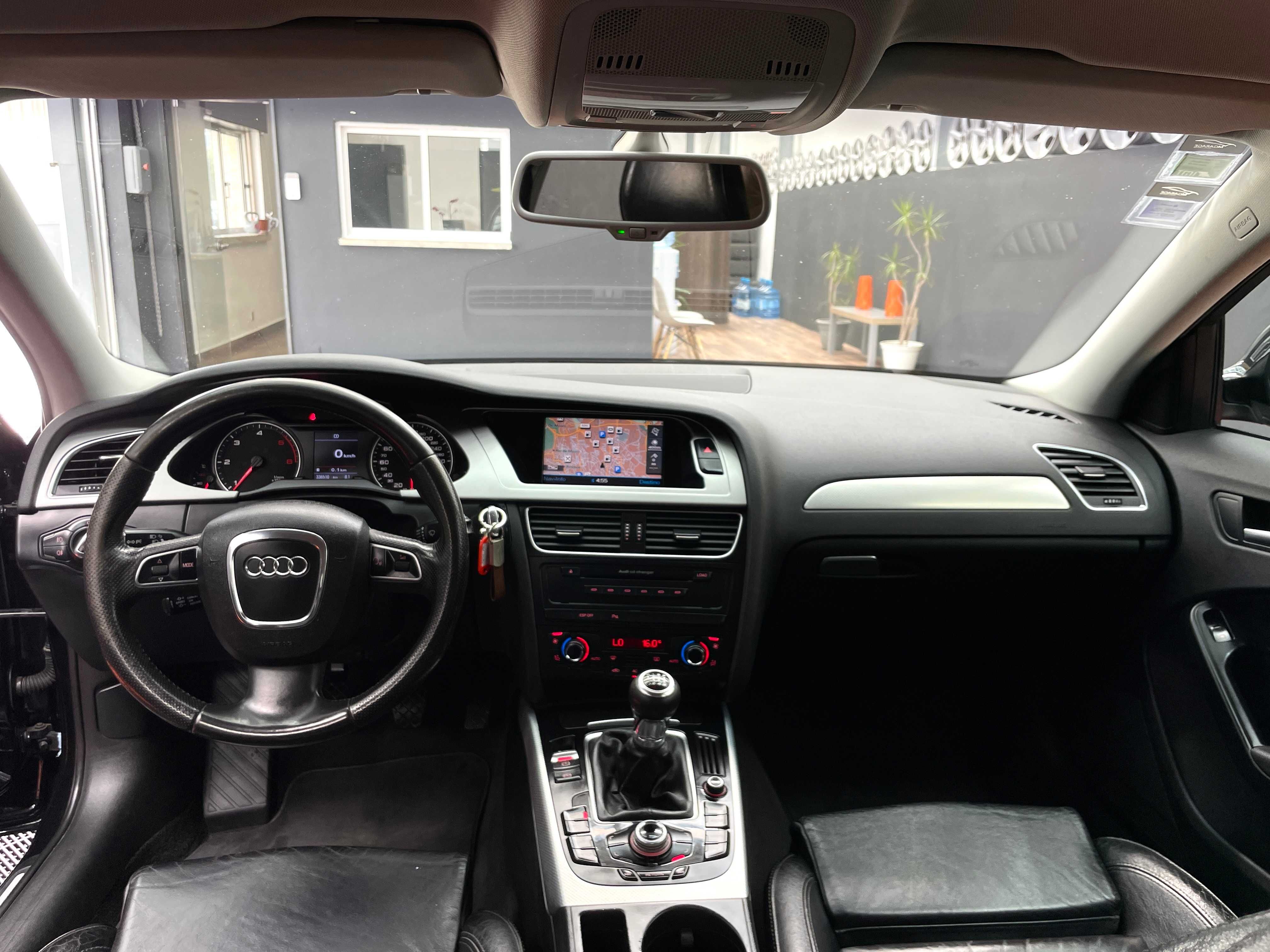 Audi A4 S-Line 2.0TDi 143cv Pele+GPS+Xénon+J8" c/Garantia - 201€ p/mês