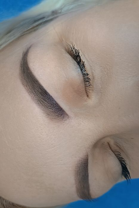 Modelki na makijaż permanentny, OKAZJA, makijaż permanentny