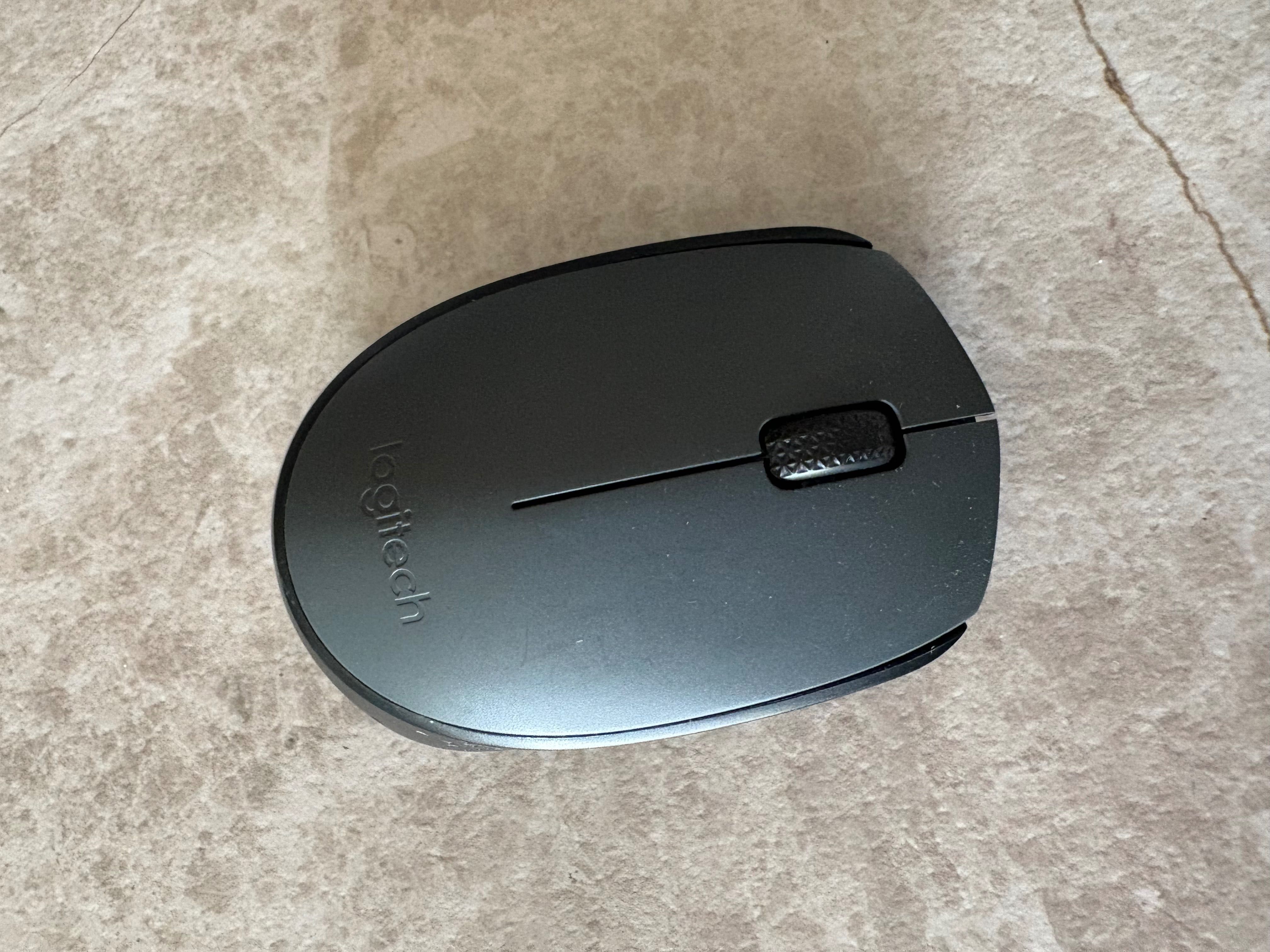 LOGITECH Zestaw Klawiatura K235 i Mysz BEZPRZEWODOWA M170