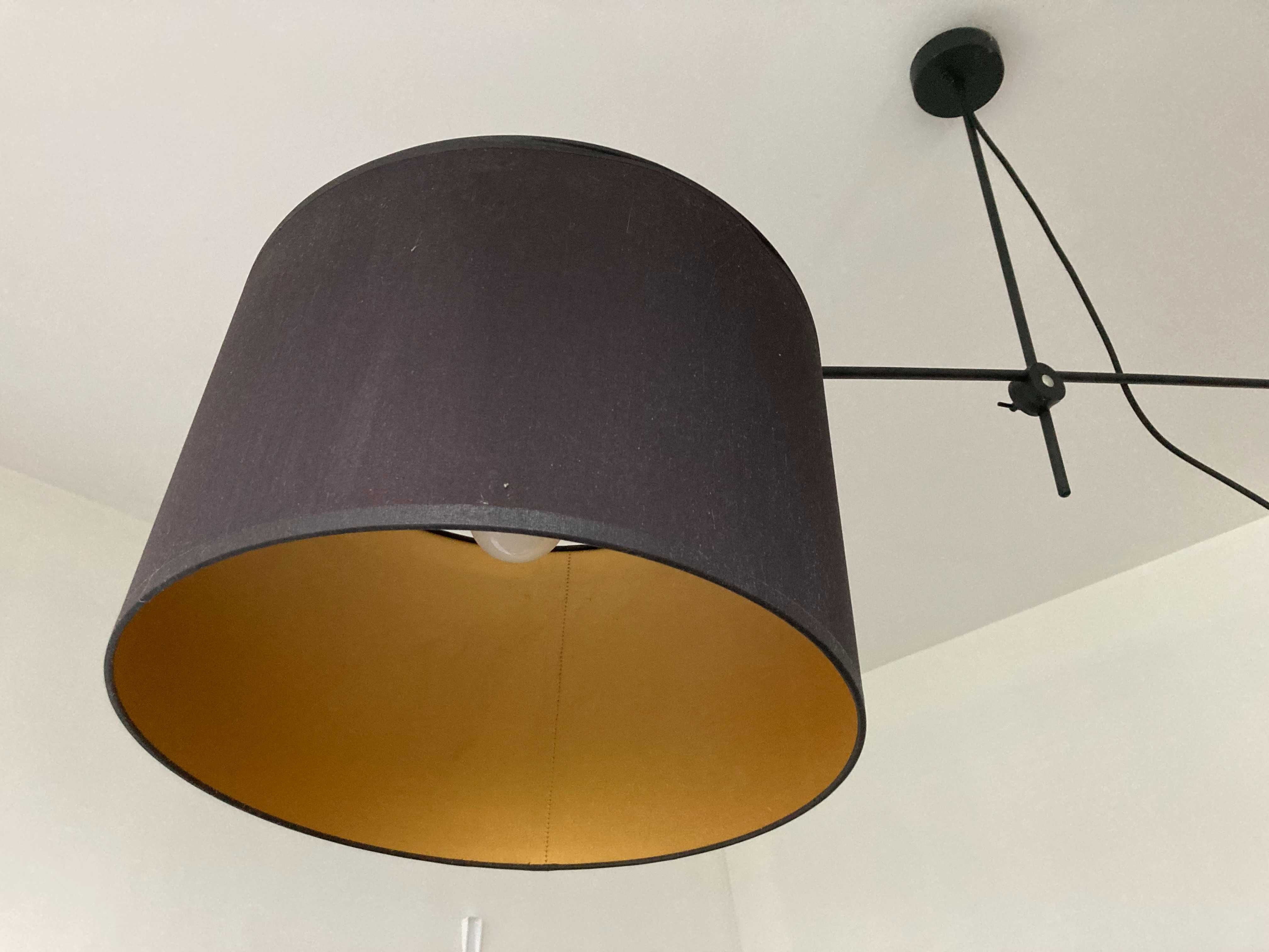Stylowa lampa sufitowa wisząca z brązowym kloszem