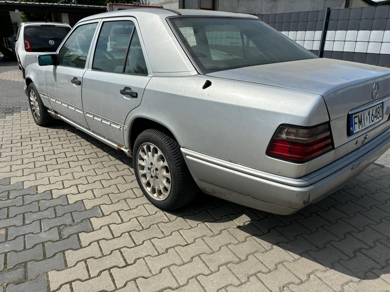 Mercedes-Benz e-klasa 2.0 d automat