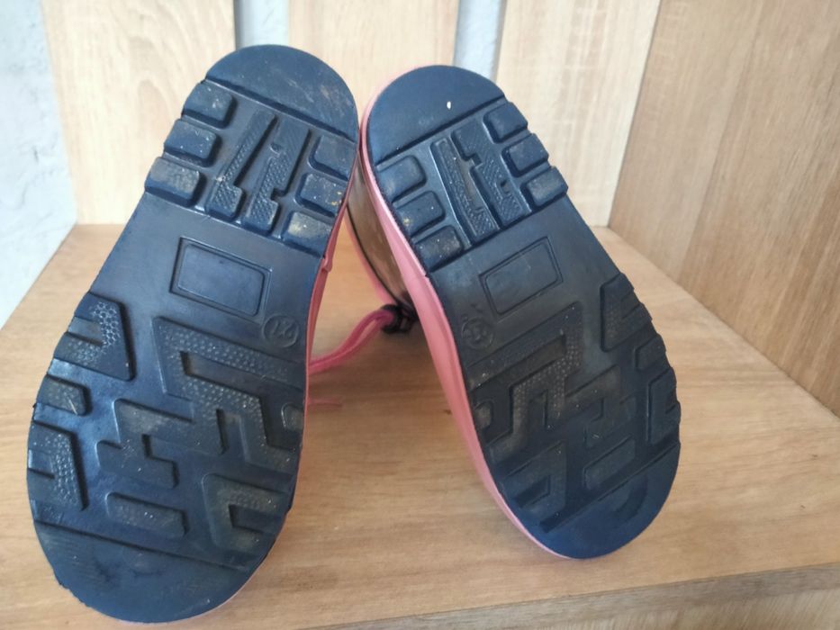 Гумові чобітки на дівчинку