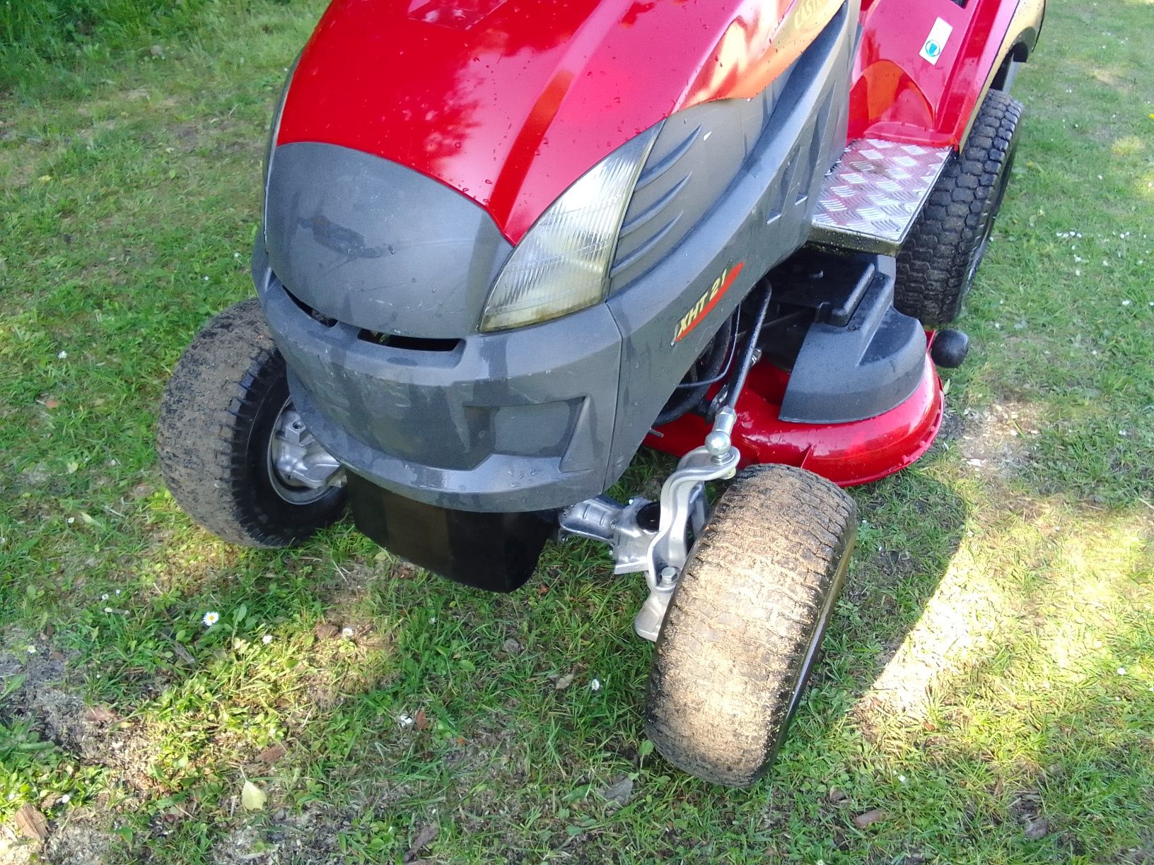 Kosiarka traktorek Castel Garden XHT 21 AWD