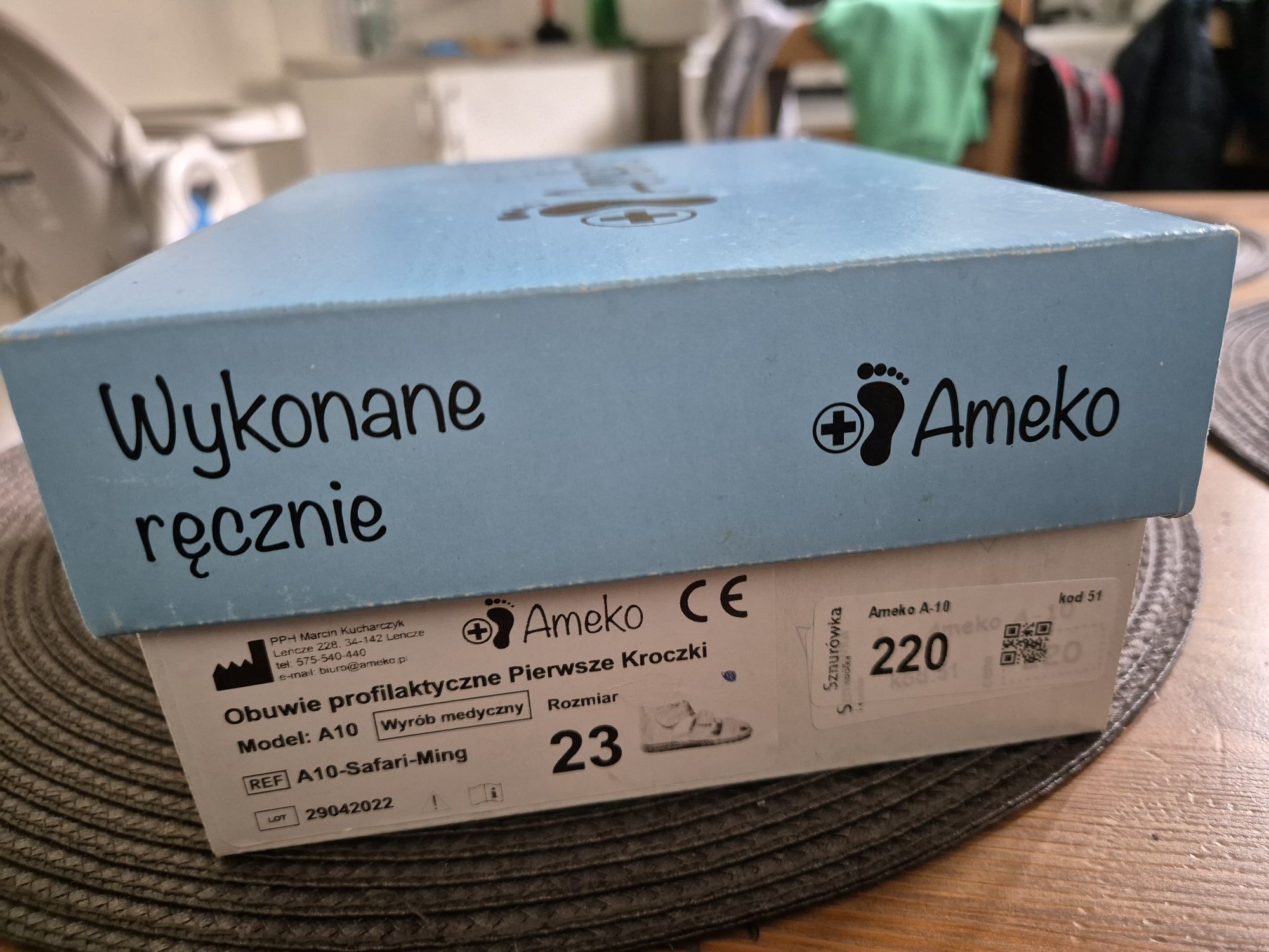 Sandały firmy AMEKO dla chłopca rozmiar 23