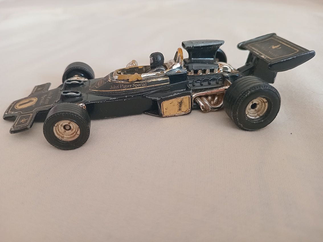 Corgi 1970s collectable Formula 1 car JPS Lotus