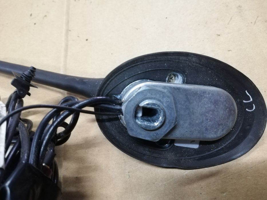 Antena dachowa bat podstawa gps navi Ford Focus mk2 CC kabriolet