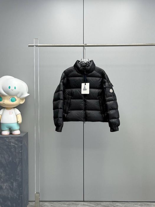 Najnowszy model! Kurtka Moncler!Premium gatunek S M L