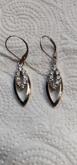 Śliczne kolczyki z cyrkoniami, srebro