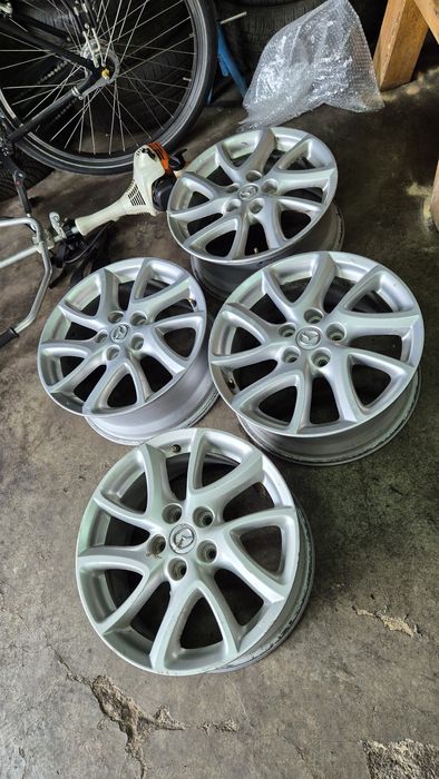 Felgi kola  17cali 4x114.3 mazda