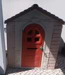 Casa de brincar em muito bom estado.