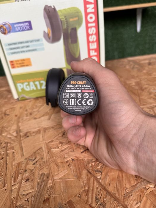 Procraft PGA12 – Компактна акумуляторна міні-болгарка 12v