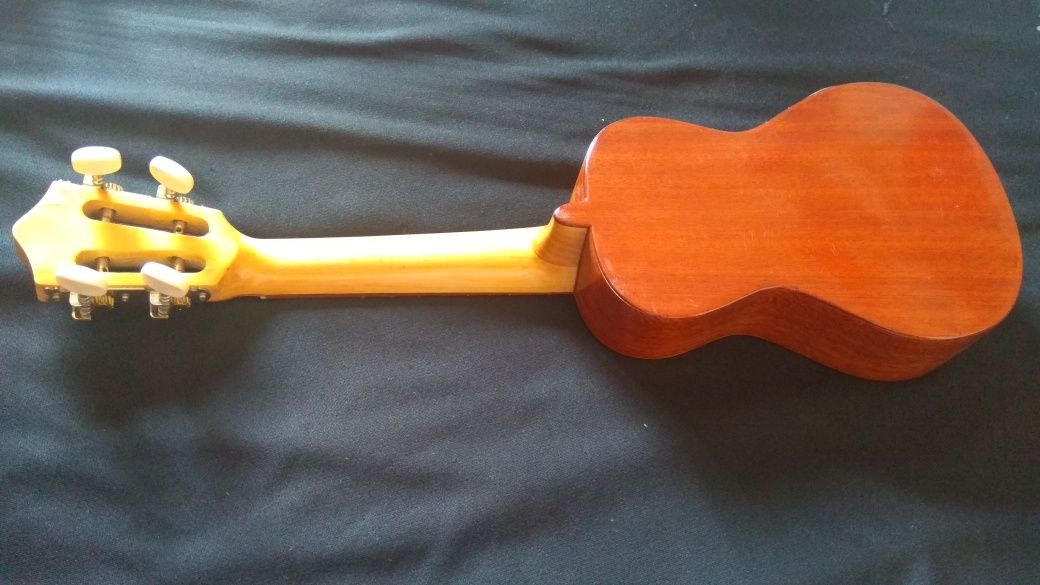 cavaquinho português de luthier